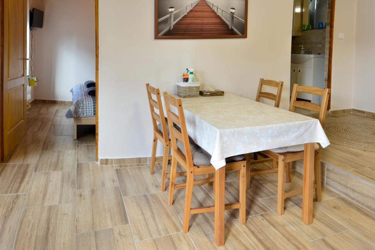 Demetrovics Udvarház Eger Esterno foto