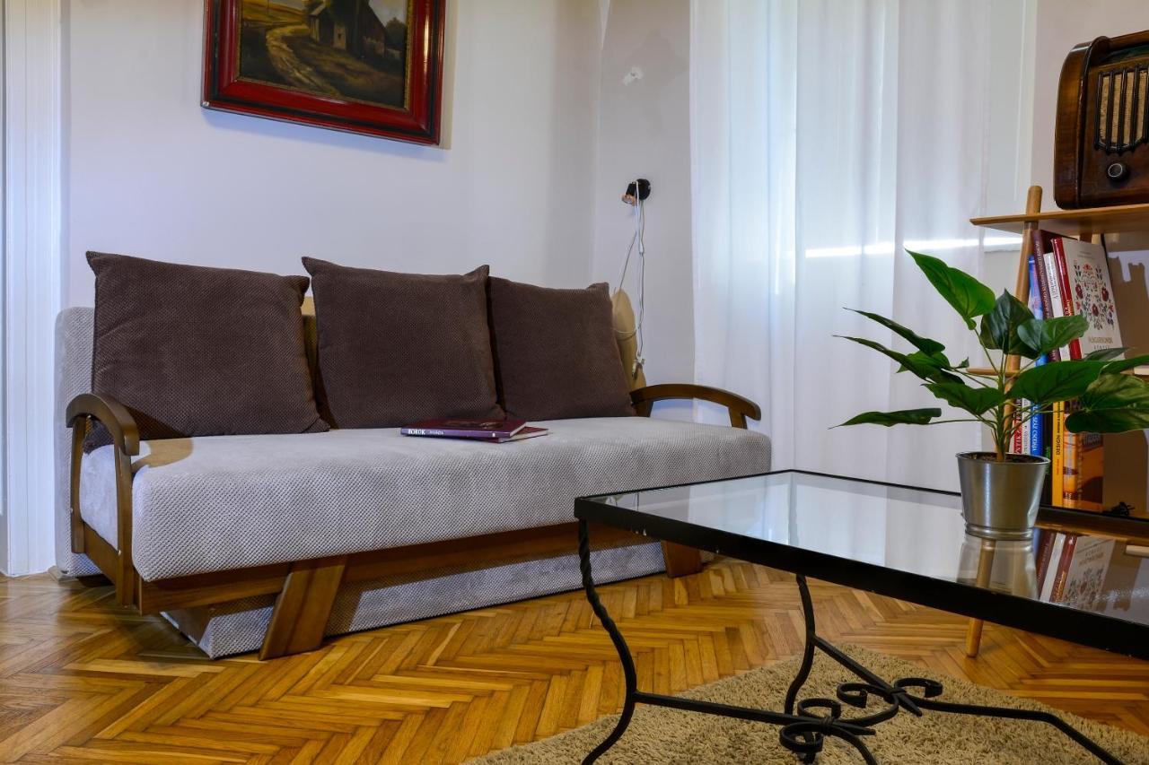 Demetrovics Udvarház Eger Esterno foto